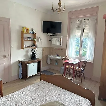 Bed & Breakfast Arnica Lit 140 Wifi Sdb Partagée Saint-Amarin
