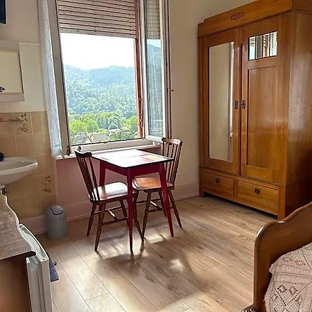 Arnica Lit 140 Wifi Sdb Partagée Bed & Breakfast *
